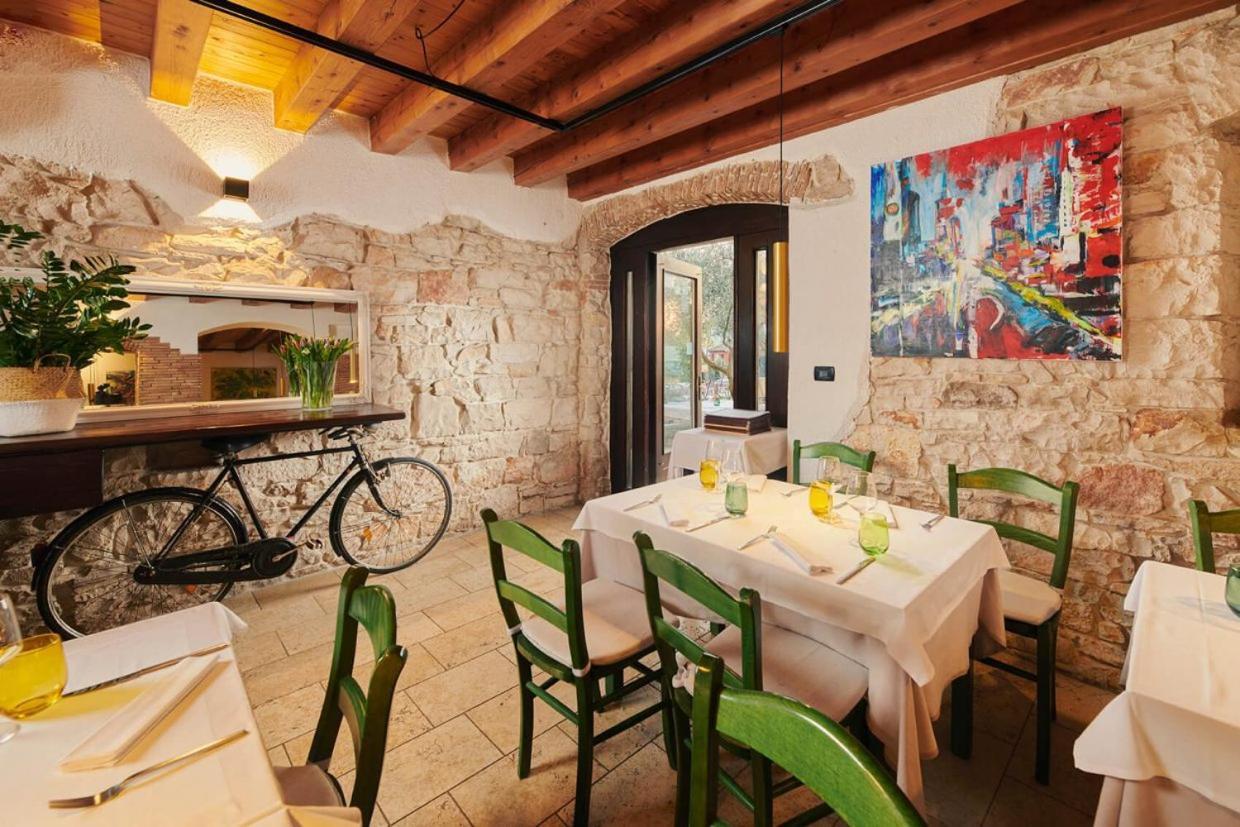 Casa Romantica La Parenzana Буйе Экстерьер фото