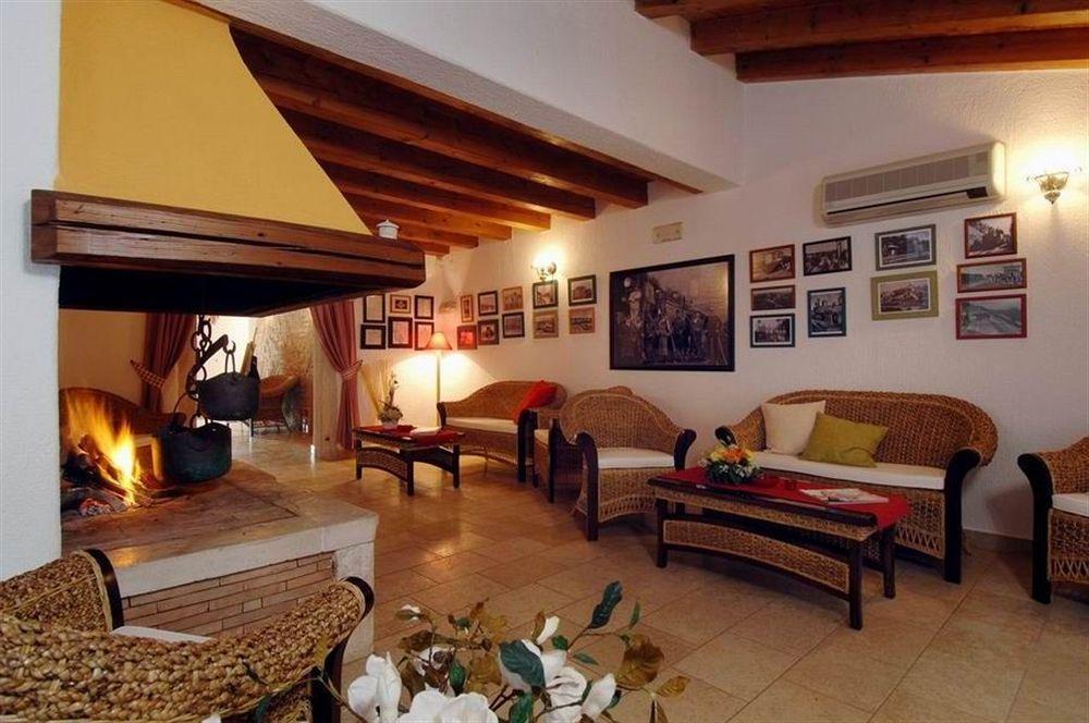Casa Romantica La Parenzana Буйе Экстерьер фото